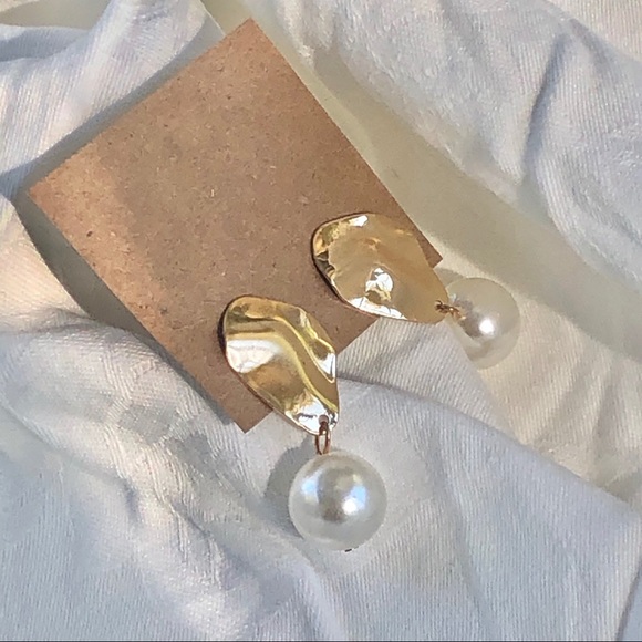 Gold Pearl Dangle Earrings, faux pearl earrings, - Picture 3 of 7